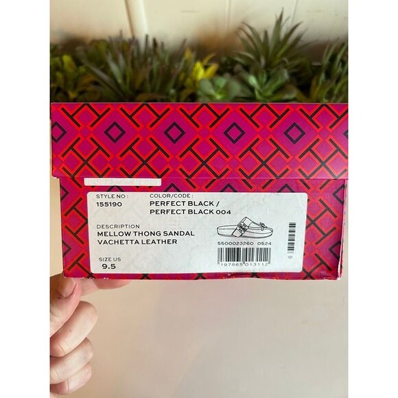 Tory Burch Mellow Thong Sandal – Black Vachetta Leather – Size 9.5 – Gently Used - Picture 3 of 10